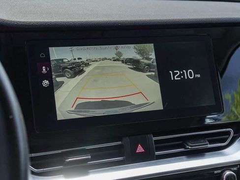 Certified 2022 Kia Niro Touring Special Edition FWD image 22