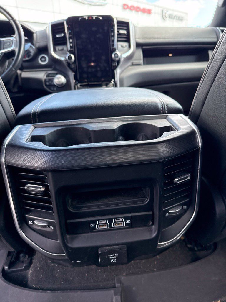 Used 2023 RAM 1500 Laramie AWD/4WD image 16