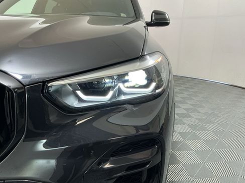 Certified 2022 BMW X5 sDrive40i w/ M Sport Package RWD image 8