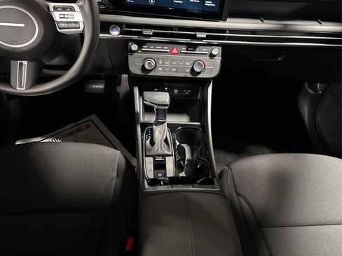 New 2026 Hyundai Tucson SE image 12