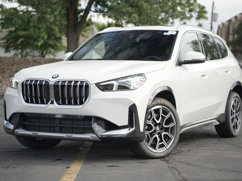 New 2026 BMW X1 xDrive28i w/ Technology Package AWD/4WD image 1