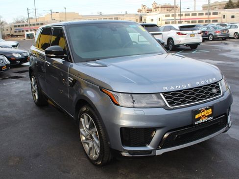 Used 2019 Land Rover Range Rover Sport HSE image 4