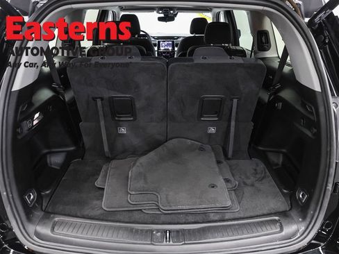 Used 2022 Jeep Grand Cherokee L Laredo w/ Luxury Tech Group I AWD/4WD image 9