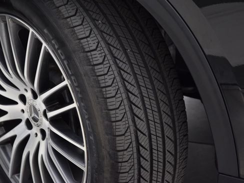 Certified 2024 Mercedes-Benz GLC 300 image 25