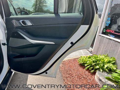 Used 2021 BMW X5 xDrive40i w/ Premium Package image 43