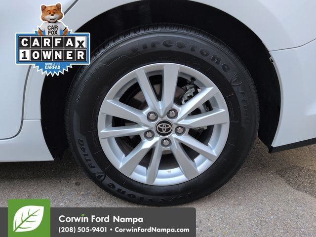 Used 2025 Toyota Camry LE FWD image 30