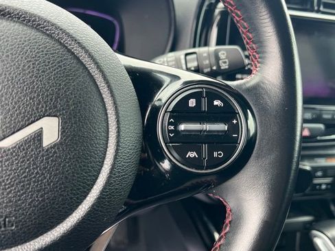Certified 2023 Kia Soul GT-Line FWD image 23