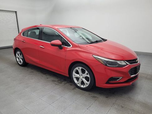 Used 2017 Chevrolet Cruze Premier image 11