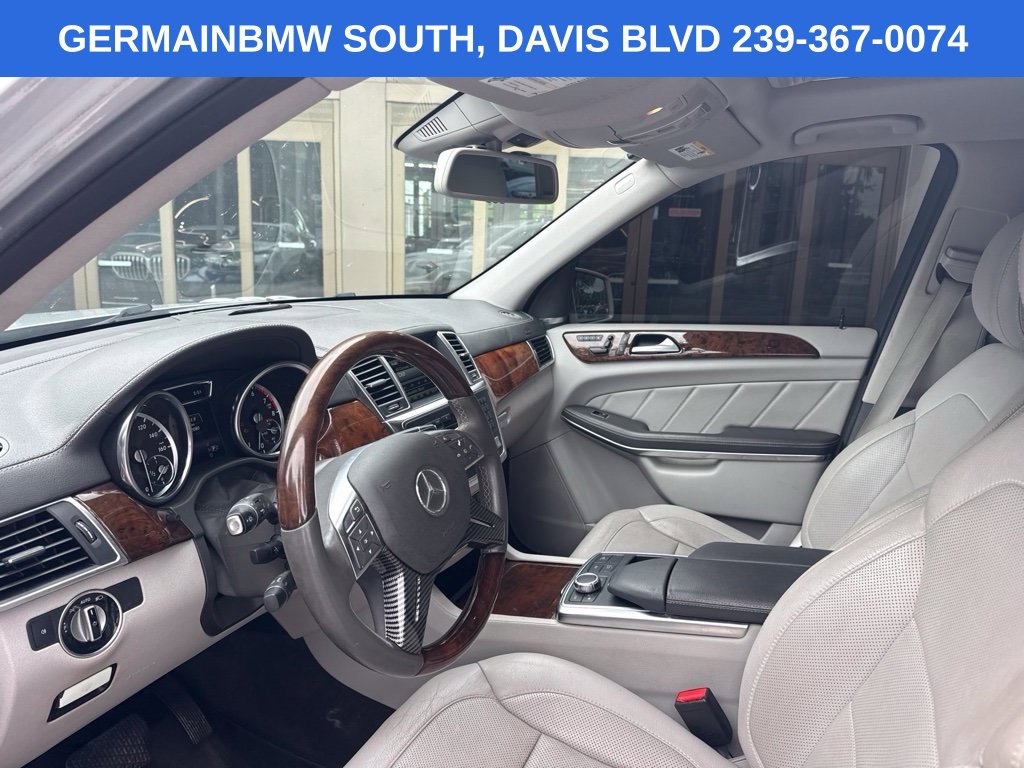Used 2015 Mercedes-Benz GL 550 4MATIC image 20