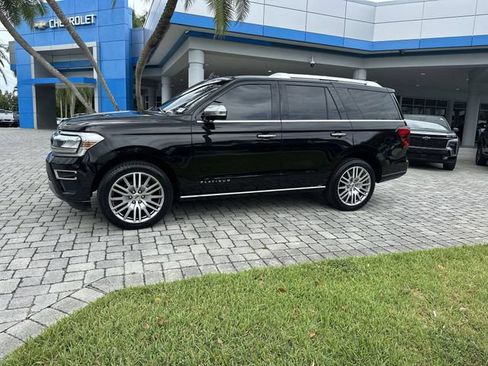 Used 2022 Ford Expedition Platinum AWD/4WD image 31