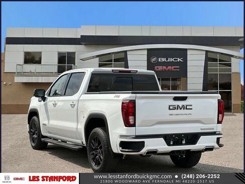 Used 2024 GMC Sierra 1500 Elevation w/ Preferred Package AWD/4WD image 4