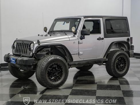 Used 2014 Jeep Wrangler Sport AWD/4WD image 6