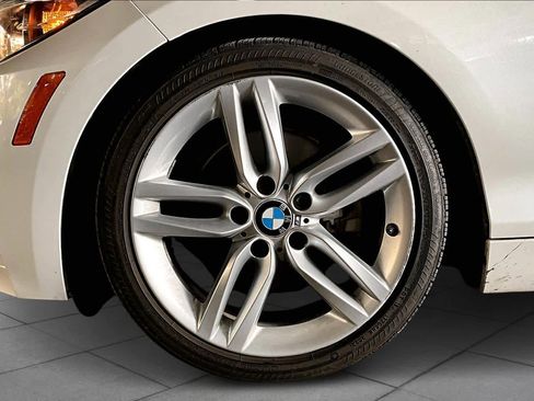 Used 2016 BMW 228i Convertible image 10