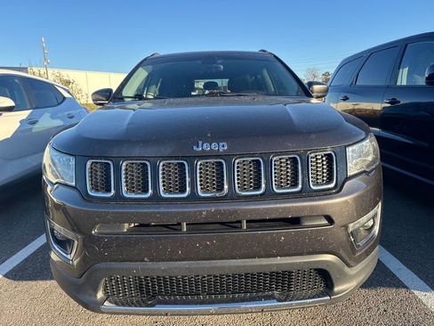 Used 2018 Jeep Compass Limited image 2