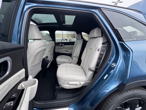 New 2026 Kia Sorento SX Prestige image 9
