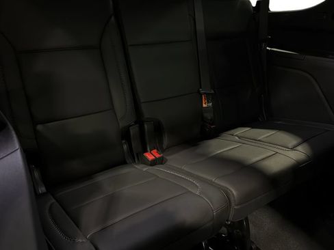Used 2025 GMC Yukon Denali w/ Denali Reserve Package AWD/4WD image 18