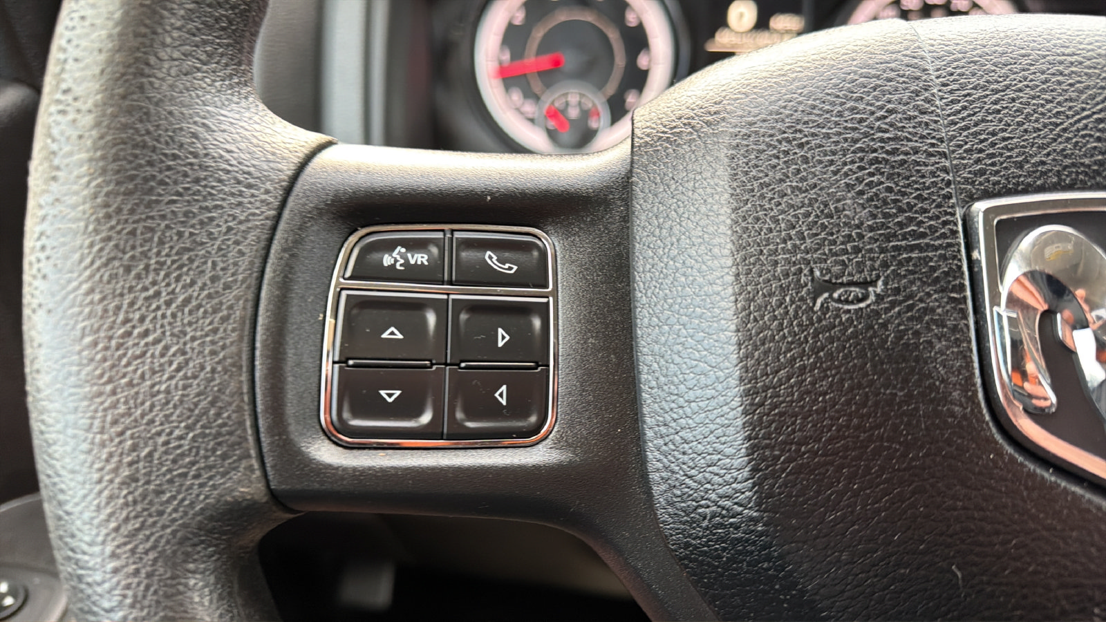 Used 2019 RAM 1500 Express w/ Express Value Package AWD/4WD image 15