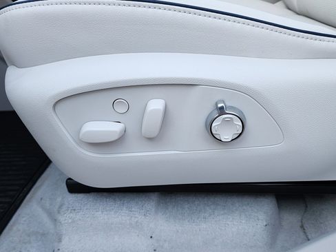 New 2026 Buick Enclave Avenir w/ Super Cruise Package image 18