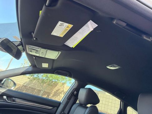 Used 2018 Honda Accord Sport image 8