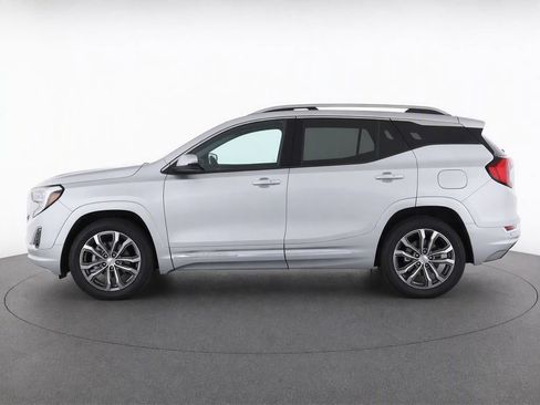 Certified 2019 GMC Terrain Denali w/ Advanced Safety Package AWD/4WD image 9