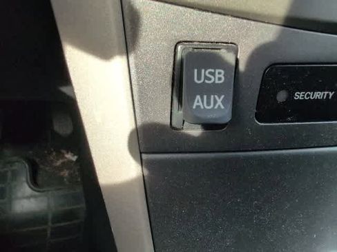 Used 2013 Toyota Corolla S image 21