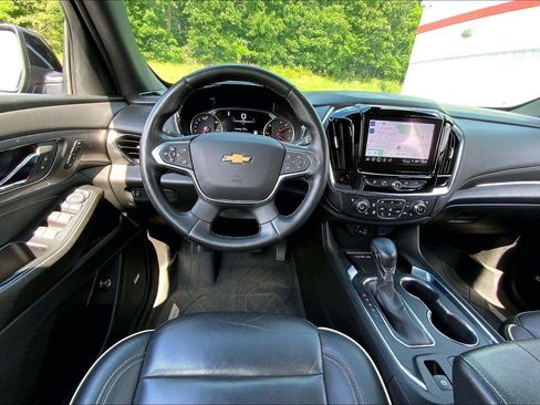 Used 2023 Chevrolet Traverse Premier w/ LPO, Floor Liner Package AWD/4WD image 5