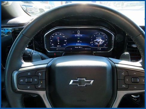 Used 2023 Chevrolet Silverado 1500 ZR2 w/ Technology Package AWD/4WD image 15