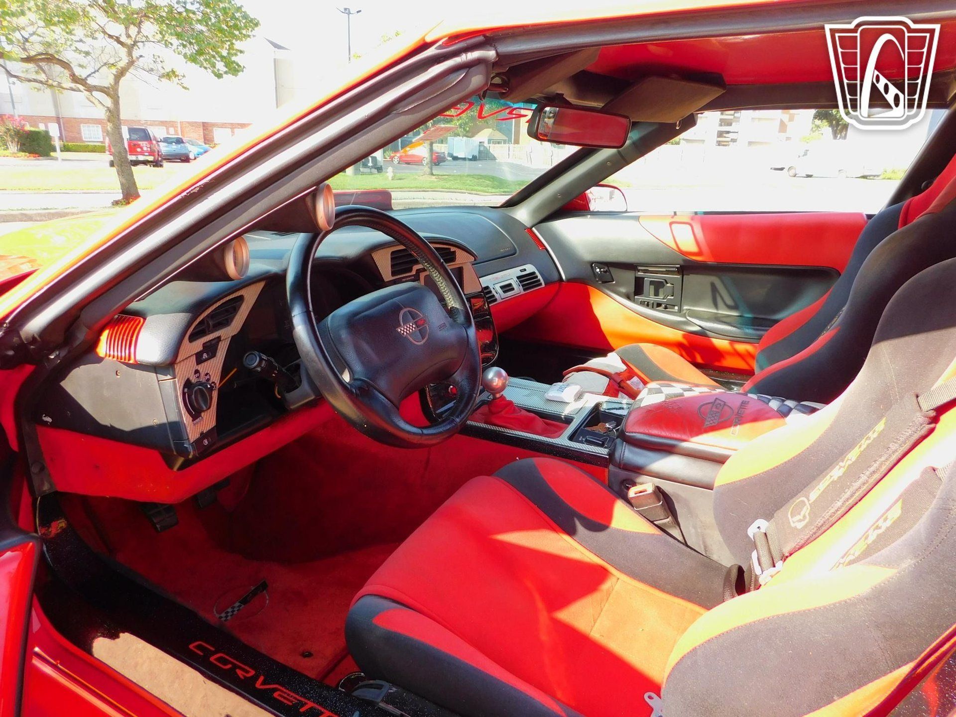 Used 1996 Chevrolet Corvette Coupe RWD image 8