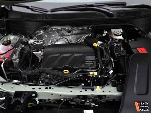 New 2026 Chevrolet Trax ACTIV w/ Sunroof Package image 26