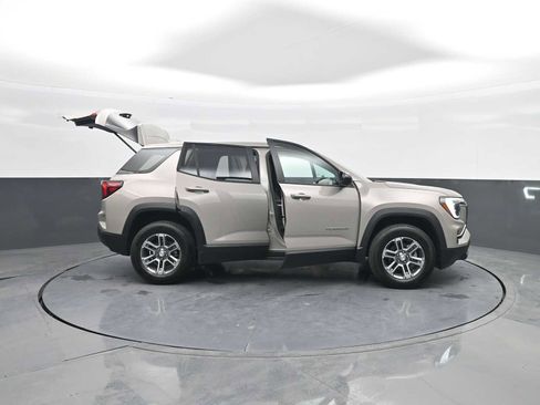 New 2026 GMC Terrain Elevation image 9