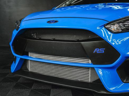 Used 2017 Ford Focus RS image 5