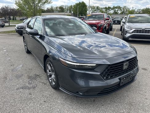 Used 2024 Honda Accord EX image 2