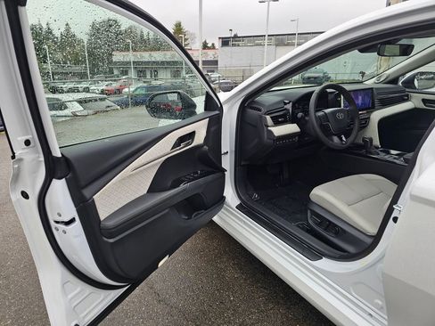 New 2026 Toyota Camry XLE image 19