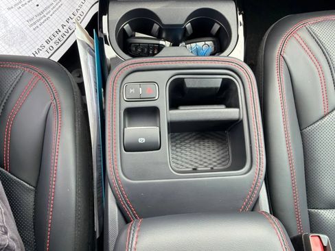 Used 2025 Ford Mustang Mach-E Premium w/ Sport Appearance Package AWD/4WD image 35
