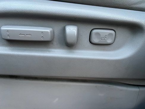 Used 2011 Honda Odyssey EX-L image 27