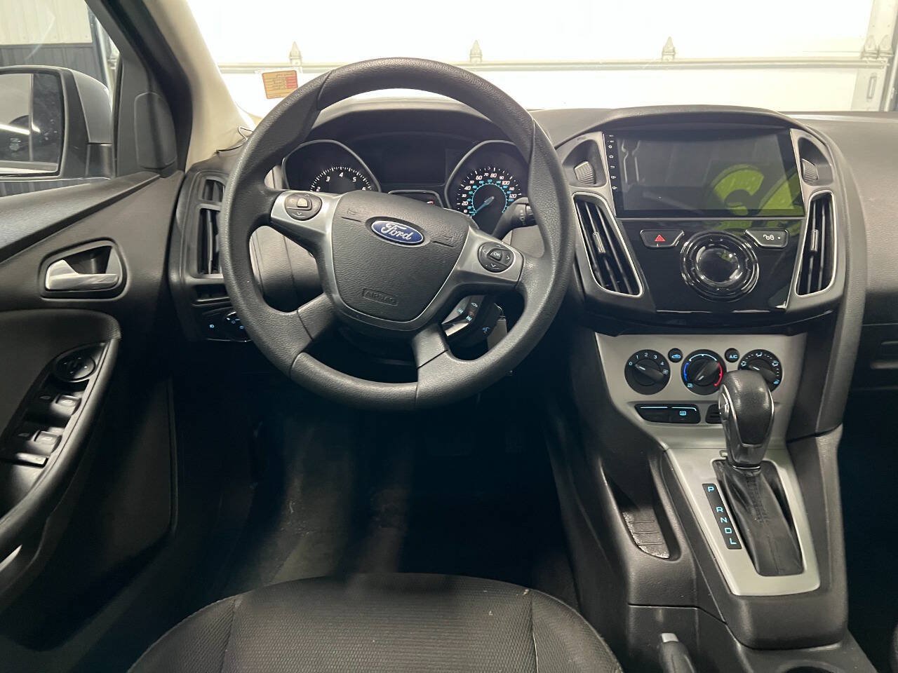 Used 2012 Ford Focus SE FWD image 8