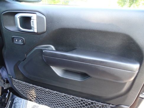 Used 2020 Jeep Wrangler Unlimited Sport S w/ Cold Weather Group image 40