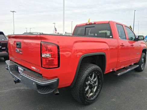Used 2017 GMC Sierra 1500 SLE w/ SLE Value Package AWD/4WD image 6
