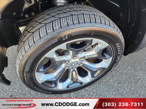 Used 2024 RAM 1500 Limited image 9