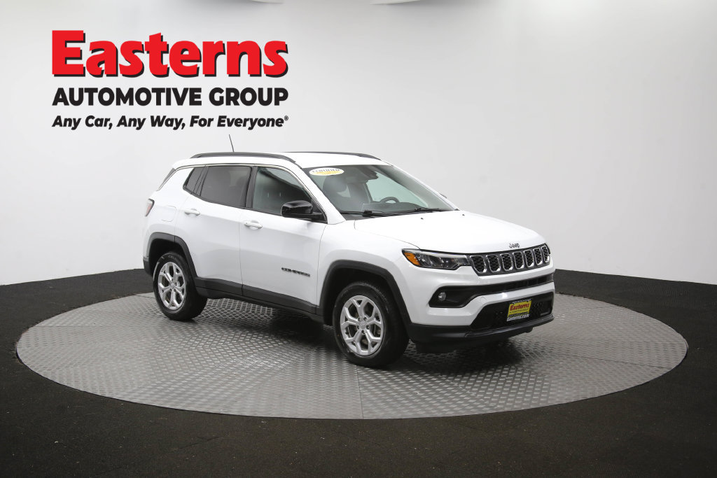 Used 2024 Jeep Compass Latitude AWD/4WD image 50