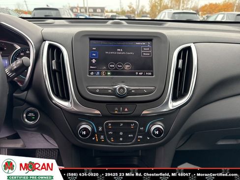 Used 2022 Chevrolet Equinox LT image 17