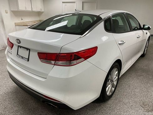 Used 2016 Kia Optima LX w/ Option Group 014 image 5