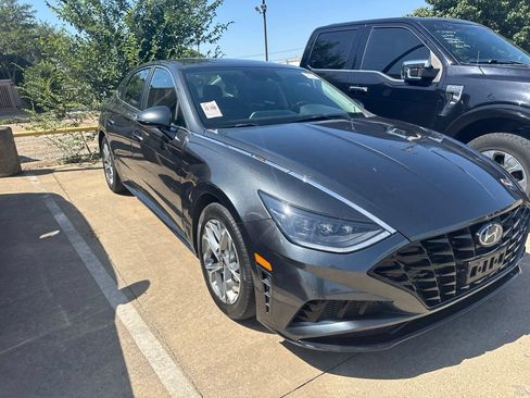 Used 2023 Hyundai Sonata SEL FWD image 3