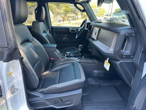 New 2026 Ford Bronco Outer Banks image 50