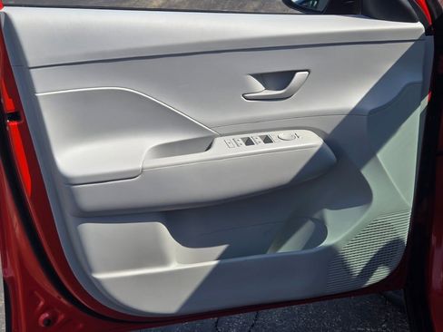 Used 2024 Hyundai Kona SEL w/ Convenience Package image 20