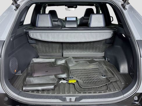 Used 2023 Toyota RAV4 XSE AWD/4WD image 30