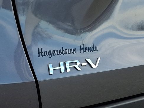 Used 2023 Honda HR-V LX image 29