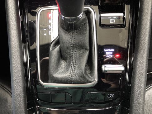 Certified 2024 Jeep Compass Limited w/ Sun and Sound Group image 20