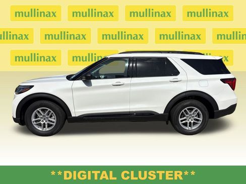 New 2026 Ford Explorer Active RWD image 13