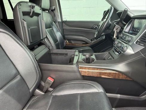 Used 2019 Chevrolet Tahoe LS AWD/4WD image 16